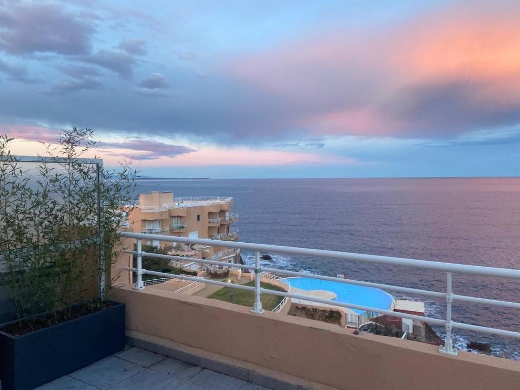 Tres Bel Appartement Cap Esterel Saint-Raphaël Exterior foto